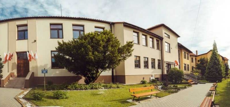 Gmina Andrychów uzyskała dofinansowanie z Unii Europejskiej na realizację projektu pn. DWUJĘZYCZNY MALUCH – realizacja programu dwujęzyczności w zakresie języka angielskiego w przedszkolu ZSS w Inwałdzie